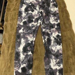 Rose Lululemon Leggings